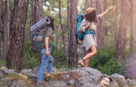 Blog Women Hiking Forest