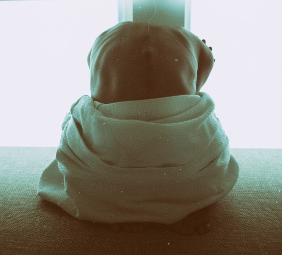 Blog Main Image - Woman Body Pain Green