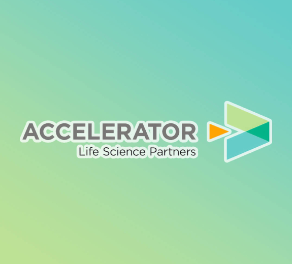 News Logo Accelerator